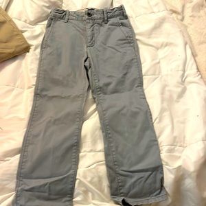 Gap gray casual pants in a size 6 regular.
